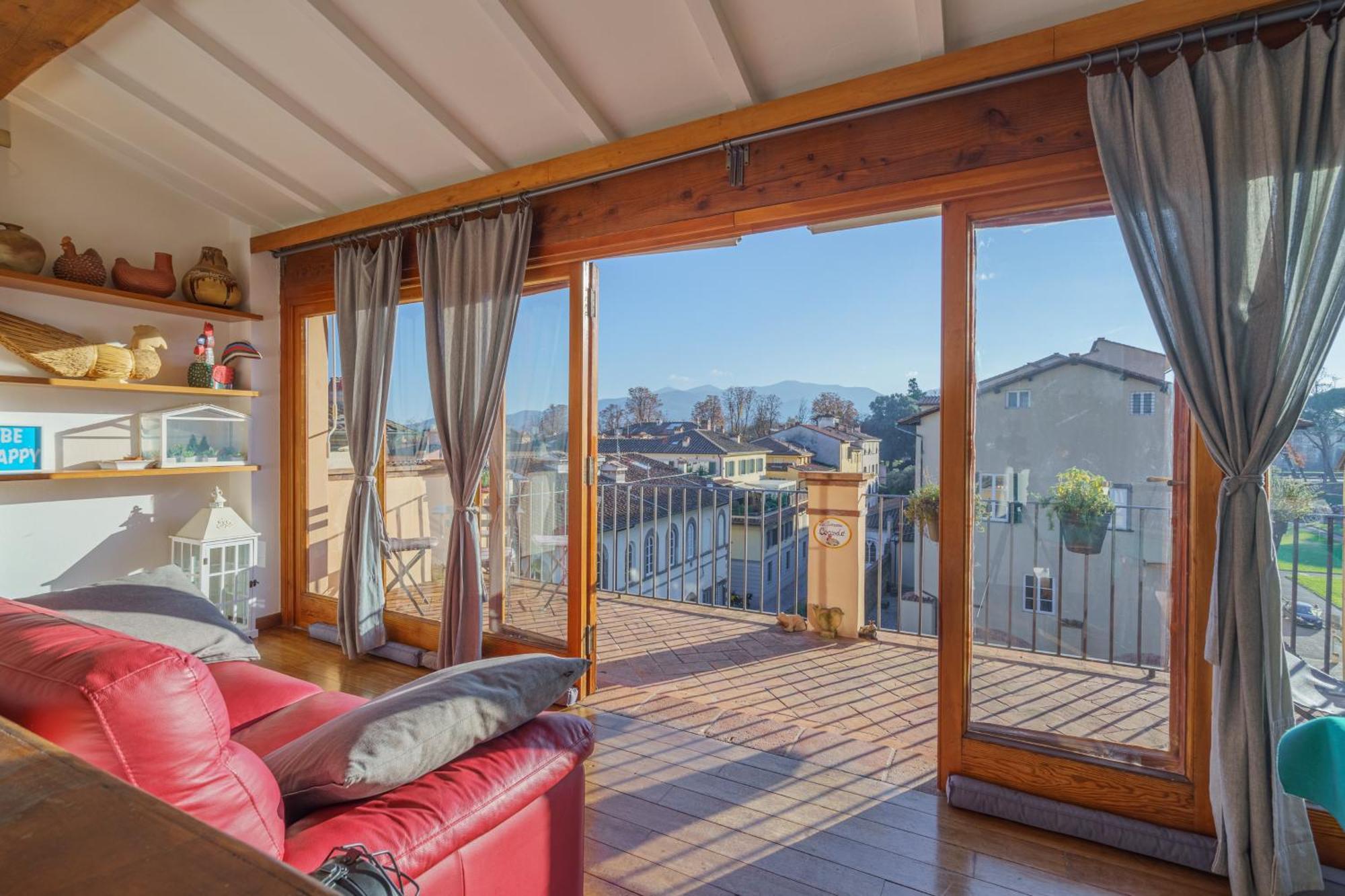 Terrazza Coccode' Spazioso Con Vista Mozzafiato! Lucca Kültér fotó